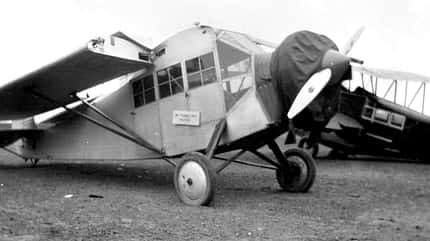 Fairchild FC-2, Fairchild Aviation Corporation, Mehrzweckflugzeug, G-CANC, FC-2W2 Canadian Colonial Airways, FC-2 G-CAIE, YF-1, Fairchild 71, anklappbare Flächen, Stars and Stripes, Byrds Antarktisexpedition, Fairchild 71CM Frühe Fairchild FC-2 mit angeklappten Flächen