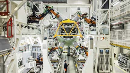 Hamburg, Supplier, Luftfahrtregion, Airbus, FAL, Flugzeugbau, A320-Familie, Endmontagelinie, Lufthansa Technik, Finkenwerder, Beluga Roboter-gestützte Strukturmontage in Finkenwerder von Airbus