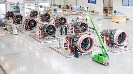 Hamburg, Supplier, Luftfahrtregion, Airbus, FAL, Flugzeugbau, A320-Familie, Endmontagelinie, Lufthansa Technik, Finkenwerder, Beluga Safran Nacelles Werk in Hamburg-Harburg mit LEAP-1A-Triebwerken