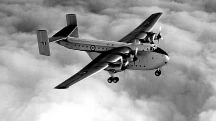 Blackburn Beverley C.1, Big Bev, RAF, Royal Air Force, Kampfzonentransporter, General Aircraft, Großbritannien, Blackburn Aircraft Ltd. Blackburn Beverley C.1 im Flug