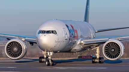 Boeing 777-200F von FedEx Express beim Rollen