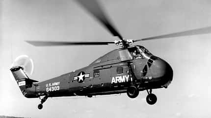 Sikorsky S-58, Kolbenmotor, Sikorsky Aircraft Corporation, Hubschrauber, Sikorsky H-34 G, Bundeswehr, Seahorse, US Marine Corps, Transporthubschrauber, Mehrzweckhubschrauber Sikorsky S-58 der US Army beim Start