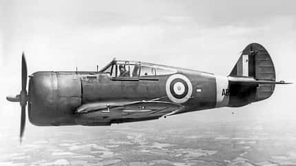 Curtiss Hawk 75, H-75A-8, Curtiss Mohawk, RAF, Curtiss H-75C-1, P-36C, Hawk 75, Curtiss P-36A, Einsitziger Jäger, Pratt & Whitney R-1830-13 Twin Wasp, Hawk 75A, Mohawk IV Mohawk IV der RAF im Flug