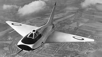Delta-Testflugzeug Boulton Paul P.111 im Flug von vorne