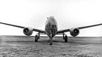 Junkers EF 140 von vorne fotografiert in Tjoply Stan