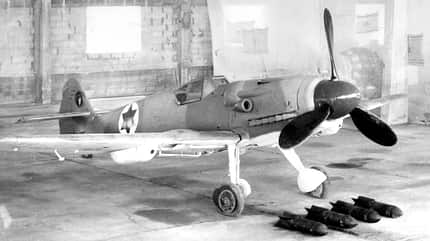 Messerschmitt Bf 109, Avia S99, Bf 109 G, Avia C.10, Avia C.110, Avia S.199, Avia C.210, S.199/C.10, Hispano Aviación, HA-1.109-K1L Tripala, HA-1.109-K1L, C.4-122, HA-1.112 K1L, Rolls-Royce Merlin, Buchón, HA-1.112 M1L Avia S.199 der noch jungen israelischen Luftstreitkräfte