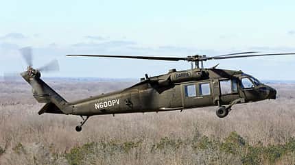 Sikorsky, UH-60, OPV UH-60 Hubschrauber ohne Besatzung an Bord im Schwebeflug