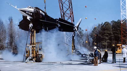 Rockwell, XFV-12, skurrile Flugzeuge Rockwell XFV-12 auf Gestell mit Triebwerksabgasen