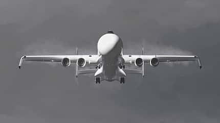 Radia WindRunner, Militärfrachter, Frachter Rendering Radia WindRunner im Anflug