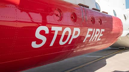 Xena, Ukraine, Löschflugzeug, Löschbomber, Antonow, An-32, An-32P, Antonov Antonow An-32P als Löschflugzeug von XENA (Ukraine).