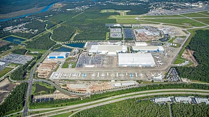 Boeing, Charleston, Endmontage, Mitarbeiter, Factory, Boeing 787, Fertigung, Charleston International Airport Luftaufnahme des Flughafens Charleston und des Boeingwerks