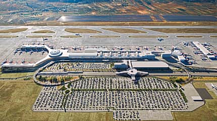 Athen International Airport, ATH, Griechenland, Flughafen Athen, AIA Luftaufnahme des Flughafens Athen mit neuem Terminalbereich