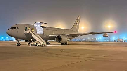 Eine KC-767 der italienischen Luftwaffe in Kuwait