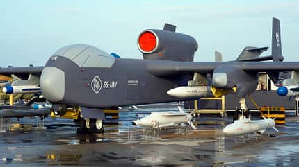 China, Drohne, UAV, SS_UAV, Jiutian, Jetank, Drohnen-Mutterschiff, Kampfdrohne Die Riesen-Kampfdrohne Jiutian aus China beim Jungfernflug.