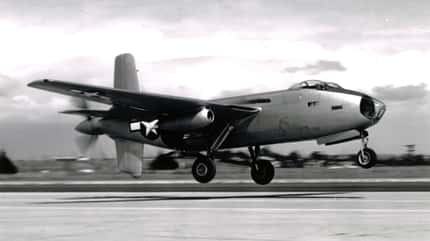 Douglas XB-42 beim Start