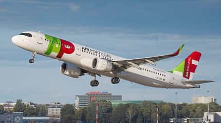 Ein Airbus A321neo von TAP beim Start