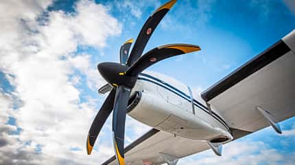 ATR 72-600 De-Icing Boots am Flügel