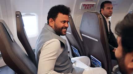 Passagiersitze der Iljuschin Il-114-300 aus Russland.