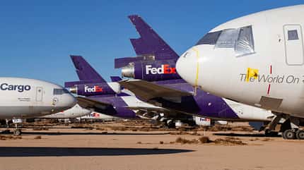 Victorville, Boneyard, Flugzeugfriedhof, MD-11, DC-10 Ausrangierte Airliner und Frachtflugzeuge auf dem Flugzeugfriedhof Victorville in Kalifornien.