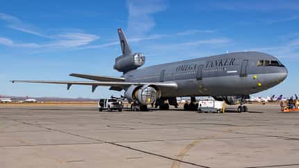Victorville, Boneyard, Flugzeugfriedhof, MD-11, DC-10 Ausrangierte Airliner und Frachtflugzeuge auf dem Flugzeugfriedhof Victorville in Kalifornien.