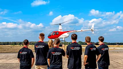 Luftrettung, ADAC, DRF Akademie, Rettungsdienste, Rettungshubschrauber, Hillsboro Aero Academy, Pilotentraining, Rettungseinsatz, H145, H135 Auszubildende der DRF Luftrettung