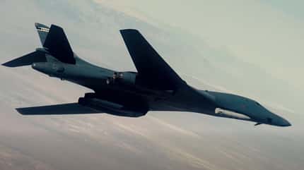 B-1B Lancer trägt Hyperschallrakete ARRW AGM-183.