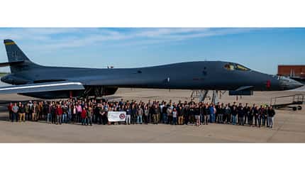 B-1B, Lancer, Boneyard, Tinker, USAF, Bomber Reaktivierte Rockwell B-1B "Apocalypse II" geht wieder in Dienst.