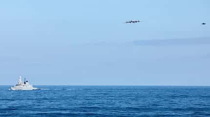 F-35B der Royal Navy fangen tief fliegenden russischen U-Boot-Jäger Tu-142 "Bear" ab. 