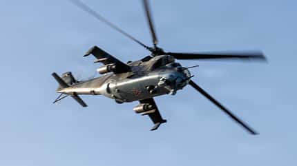 US Marines im Training - kämpfend gegen eine Mi-24D.