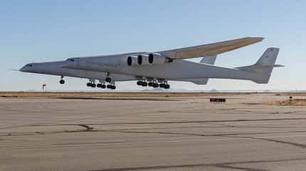 Stratolaunch, Roc, Talon-A, Hyperschall, Model 351, Scaled Composites, Mojave Riesenflugzeug Stratolaunch "Roc" in Aktion am 2. Oktober 2026.