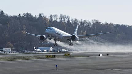 Boeings letzte Test-787-8 fliegt in die Rente