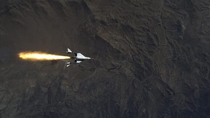SpaceShipTwo fliegt erneut im Raketenmodus