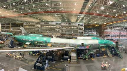Boeing montiert ersten 777X-Rumpf