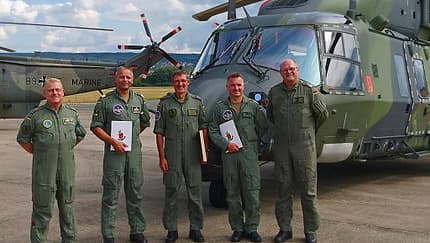 Erste Marinepiloten auf NH90 geschult