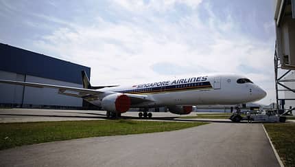Erste A350-900 "ULR" lackiert