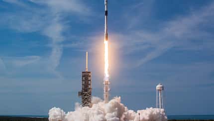 SpaceX startet verbesserte Falcon 9