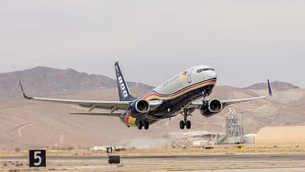 Boeing liefert ersten 737-800BCF aus