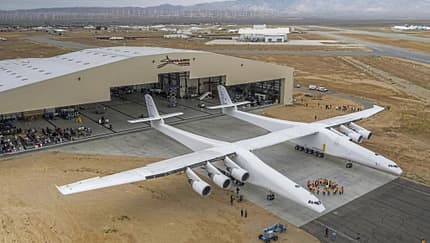 Stratolaunch: Das größte Flugzeug der Welt