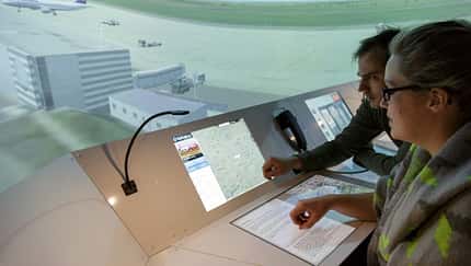 Tower-Simulator gibt Einblick in die Arbeitswelt von Lotsen