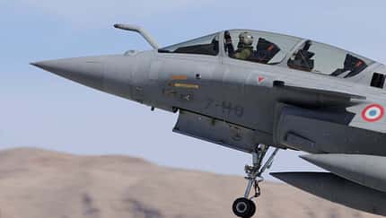 Passagier schießt sich mit Schleudersitz aus Rafale