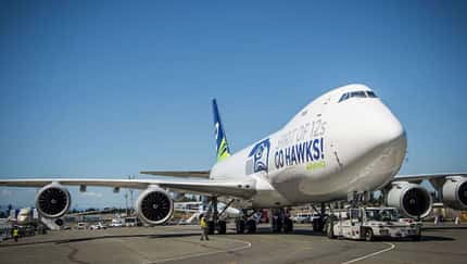 Boeing steht auf Football