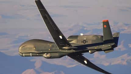 Global Hawk fliegt mit SYERS-2