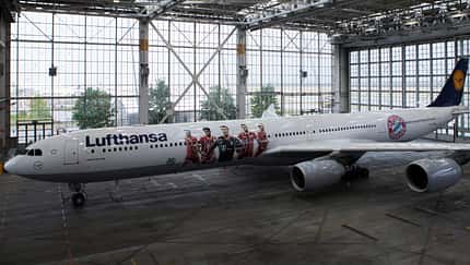 Lufthansa-Airbus bekommt neues Bayern-München-Design