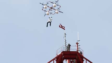 Lette nutzt Drohne als Absetzflugzeug
