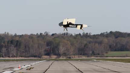 Erfolgreiche Flugerprobung eines Modells der XV-24A LightningStrike