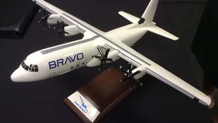 Bravo Industries Group bestellt zehn LM-100J