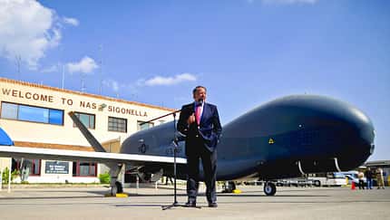 Global Hawk überquert Deutschland