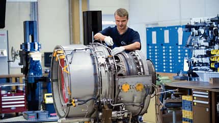 CSC setzt 4000. Triebwerk instand