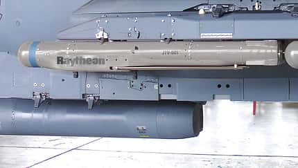 Small Diameter Bomb II geht in Serie