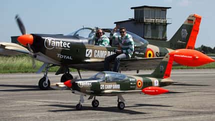 Flughafenfest in Erfurt mit reichhaltigem Flugprogramm